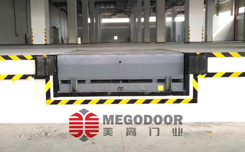 南京电动液压式装卸货升降平台插图 南京电动液压式装卸货升降平台插图