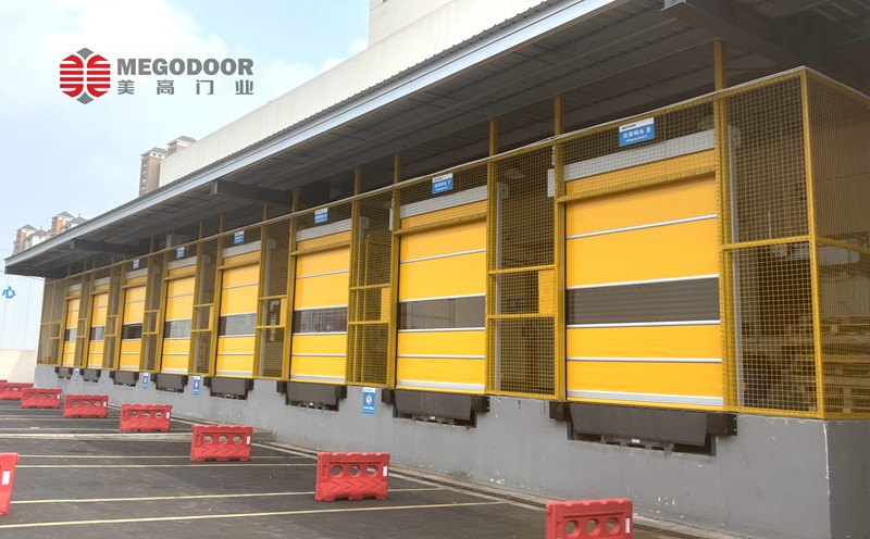 南京专业冷库防结露解决方案:美高发热导轨快速卷帘门系统插图 南京专业冷库防结露解决方案:美高发热导轨快速卷帘门系统插图